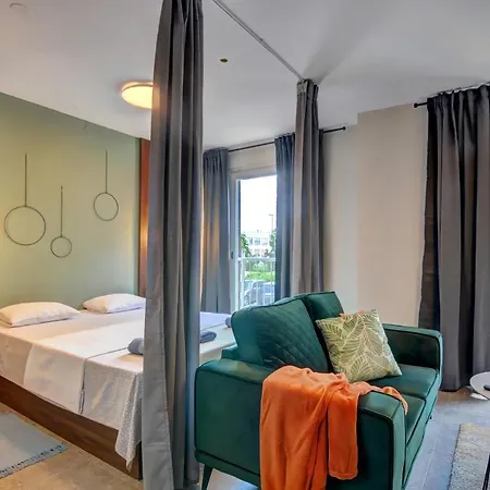 Centar Baba S بولا