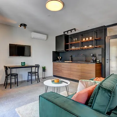Centar Baba S Appartement *